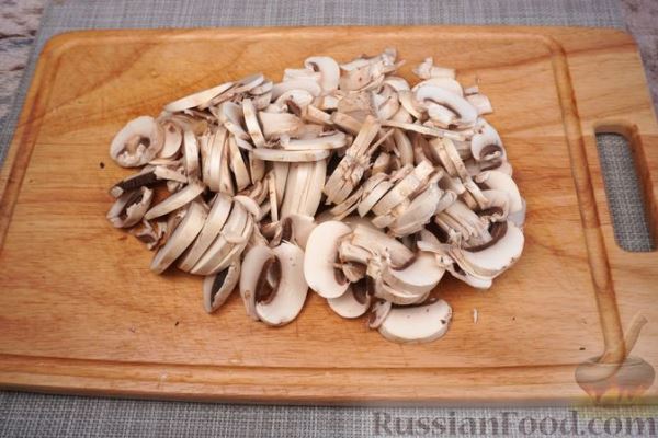 Гречневый киш с творогом, грибами и орехами